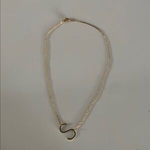 Elegant Gold Necklace